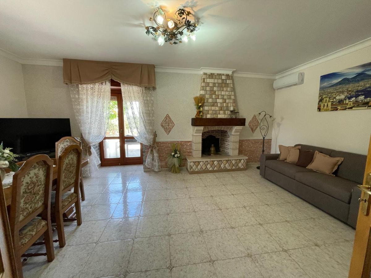 Loren House, Relaxing Location With Seaview Маса Лубрензе Екстериор снимка